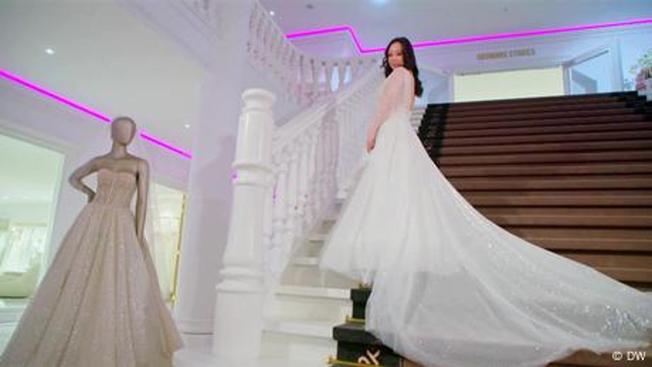 Spitze, Tüll und Rüschen: das größte Brautmodengeschäft der Welt