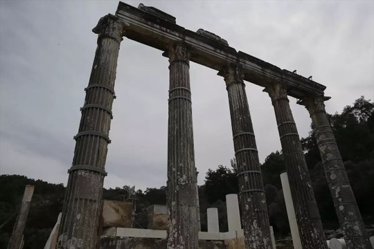 Zeus Tapınağı eski ihtişamına kavuşuyor