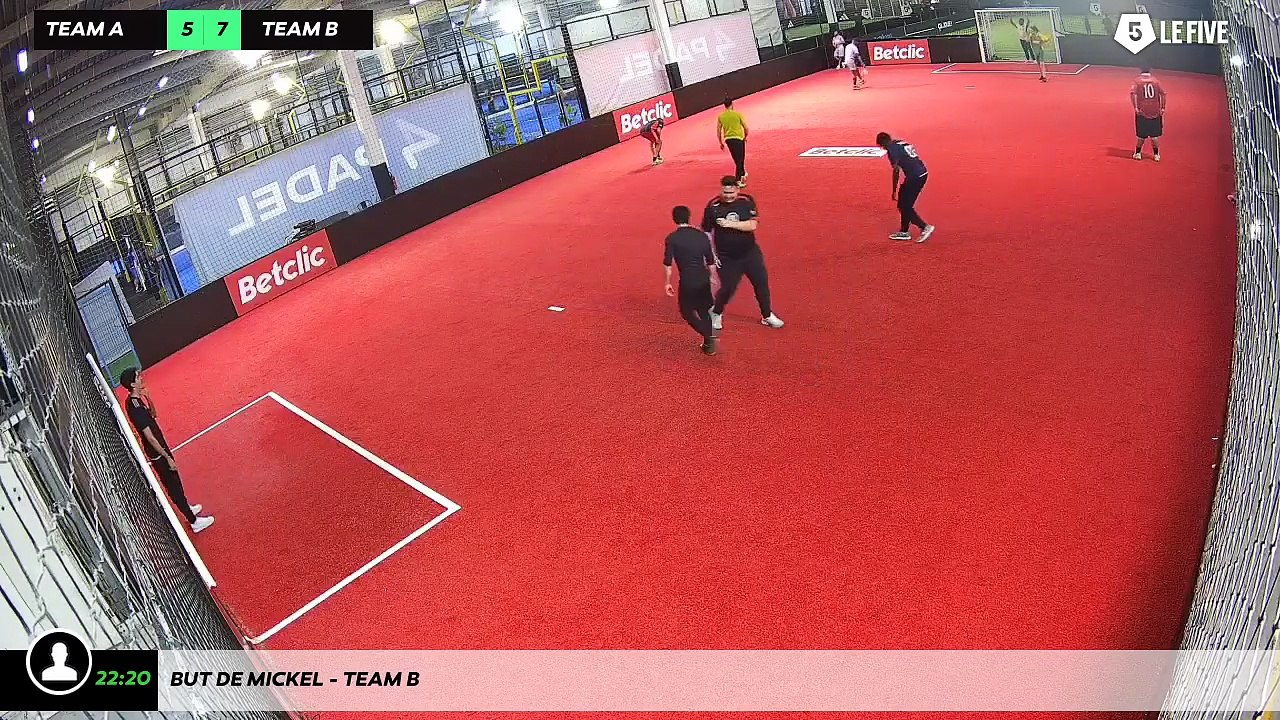 But de Mickel - Team B