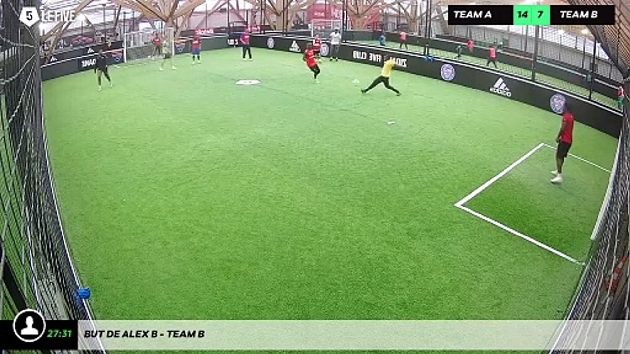 But de Alex B - Team B