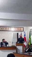 Prefeito de cidade baiana causa polêmica ao defender sacrifício de animais de rua: “Mata esse desgraçado”
