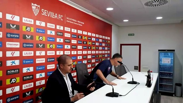 El Sevilla destituye a García Pimienta y confía en Joaquín Caparrós