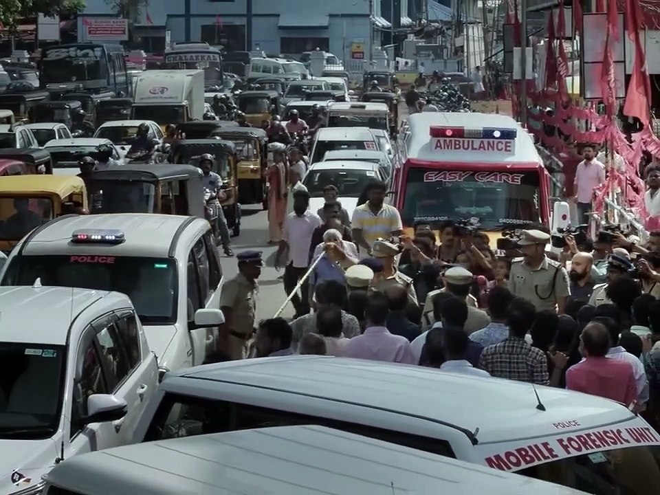 New south hindi dubbed movie clip