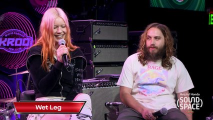 Wet Leg in the Helpful Honda Sound Space