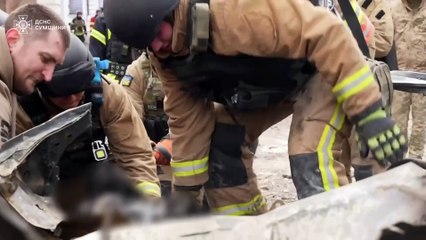 Ataque ruso deja más de 30 muertos y más de 100 heridos en Ucrania