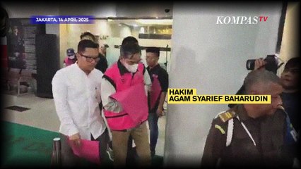 Penampakan 3 Hakim Djuyamto, Ali, Agam Diborgol hingga Kenakan Rompi Tahanan Kejagung