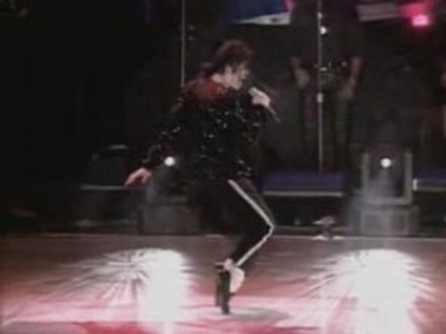 Michael Jackson - Billie Jean (Dangerous Tour) - Vidéo Dailymotion