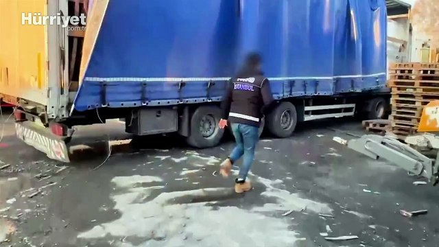 Başakşehir'de uyuşturucu operasyonu! Bakan Yerlikaya duyurdu: 7 zehir taciri yakalandı