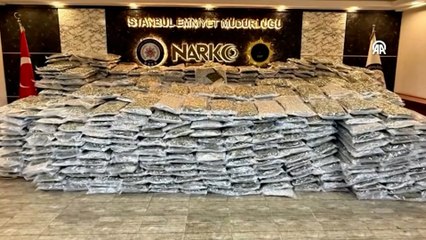 İstanbul'da 880 kilogram uyuşturucu ele geçirildi