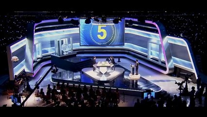 200 IQ Genius Pretends To Be Ordinary Student So He Can Simp For Crush