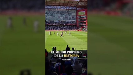 El doble paradón de Iker Casillas con 43 años que recuerda a su 'prime'