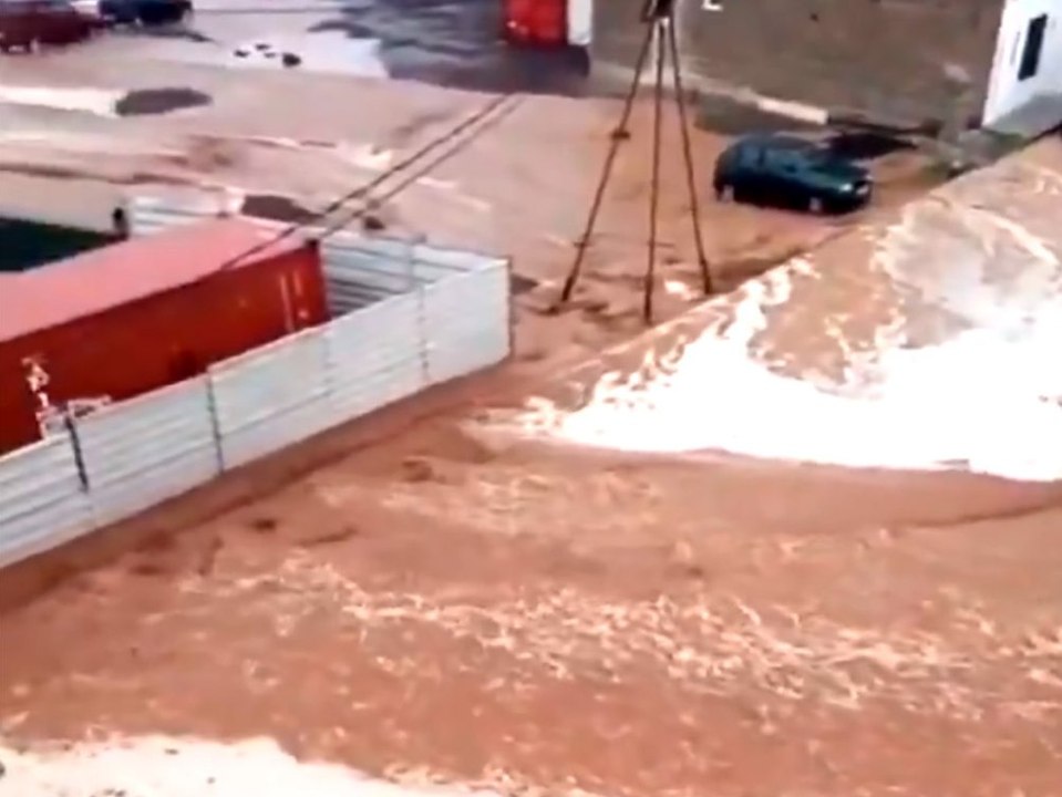 Regenmassen stürzen Insel Lanzarote ins Chaos