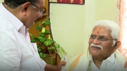 പതിവു തെറ്റിക്കാതെ ജഗതി ശ്രീകുമാറിന് വിഷു കൈനീട്ടം നൽകാനെത്തി എം.എം ഹസൻ