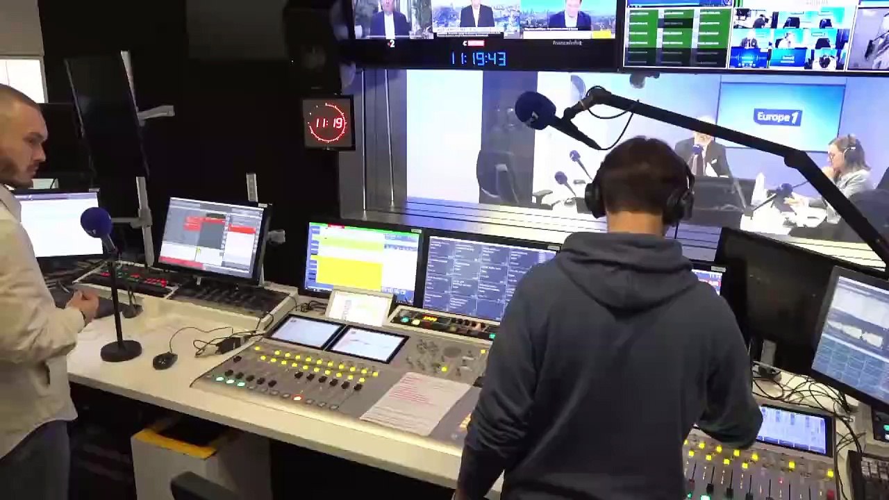 Pascal Praud et vous - Excuses de Laurent Baffie : «On ne peut pas avoir un regard de 2025 sur de l'humour des années 1980», estime un auditeur