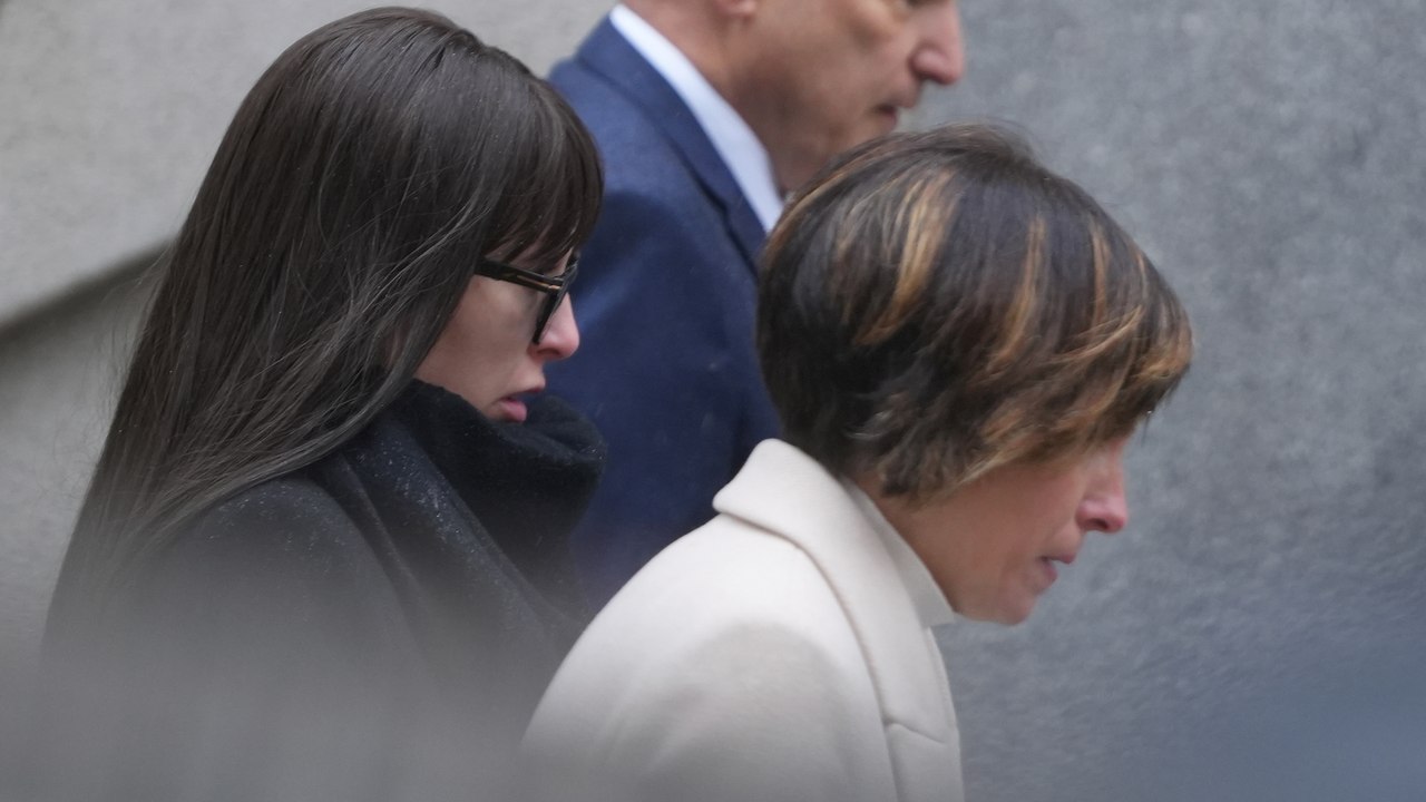 La ex pareja de Ábalos no acude al Senado alegando problemas de salud "en el último minuto"