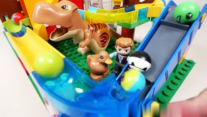 Build a Lego house [Blocks And Marbles]