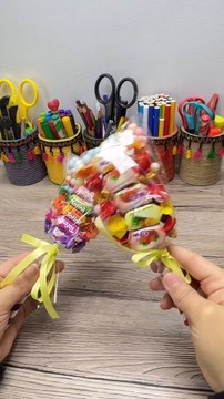 Birthday Party Favors via: @dodo_ideas8Quick and easy birthday party favor idea your guests will love! Perfect for adding a personal touch to your celebration.
