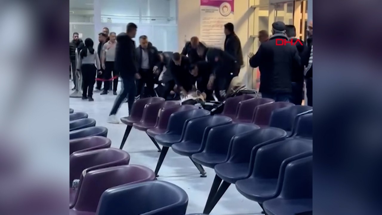 Malatya’da 2 grup arasında kavga kamerada