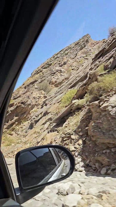 Jabal Sifah road trip: breathtaking mountainside views and culturally rich villages! ⛰️🚗  #Oman #Travel #Adventure #Mountains #Culture #RoadTrip