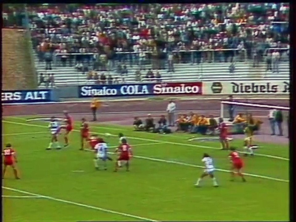DUISBOURG -  COLOGNE - 1981 - SAISON 1981/1982 -