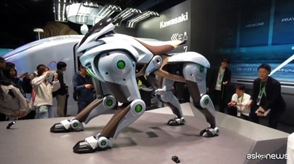 Per Kawasaki la moto del futuro ha 4 zampe: il concept "Corleo"