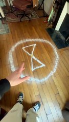 Une secte dans mon appart’ (1)