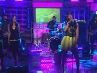 Kelly Rowland - Daylight (Live At National Lottery Draws)
