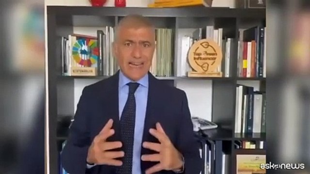 Pecoraro: Golfo dei delfini e meetup Ecodigital a Taranto