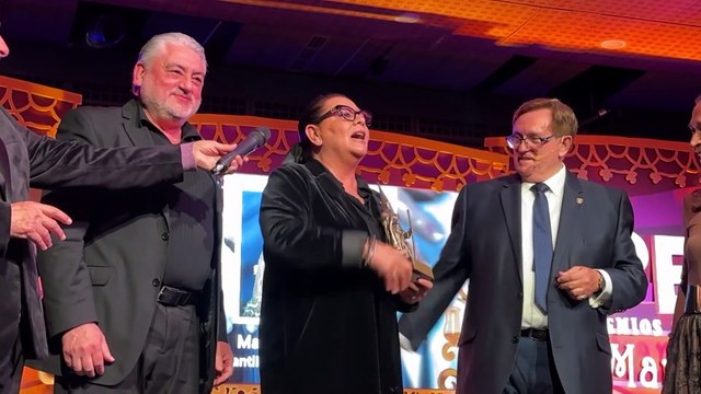 María del Monte disfruta del inicio de la Semana Santa en Málaga con la procesión del Cautivo