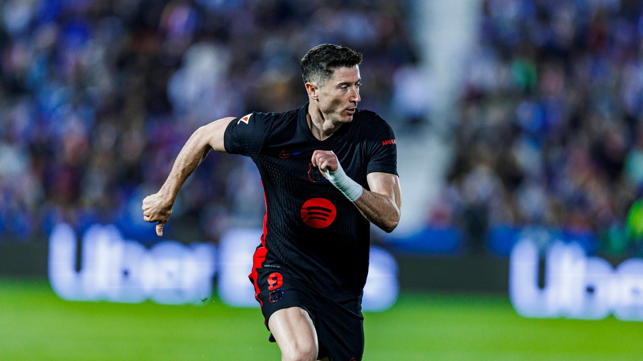 Flick vergleicht Lewandowski mit Ronaldo: 'Er hat alle Parameter'