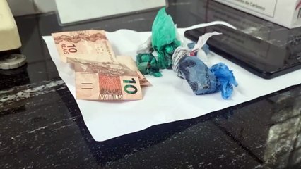 Rapaz é detido com 47g de maconha e dinheiro trocado no Terminal Leste, em Cascavel