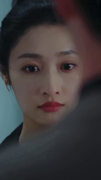 She Took the CEO’s First Night and Disappeared – 5 Years Later, He Meets a Mini Version of Himself