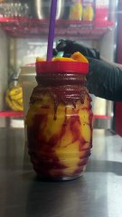 Conoce los smoothies más grandes de Juárez