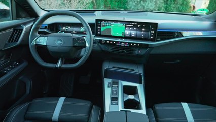 Opel Grandland PHEV Interior Design in Silver