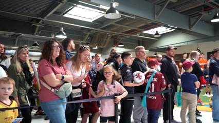 Nos joueurs et joueuses en dédicaces !