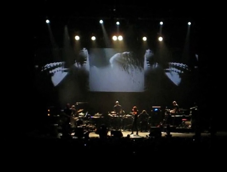 Portishead - Hunter (LIVE Paris Le Zénith 2008)