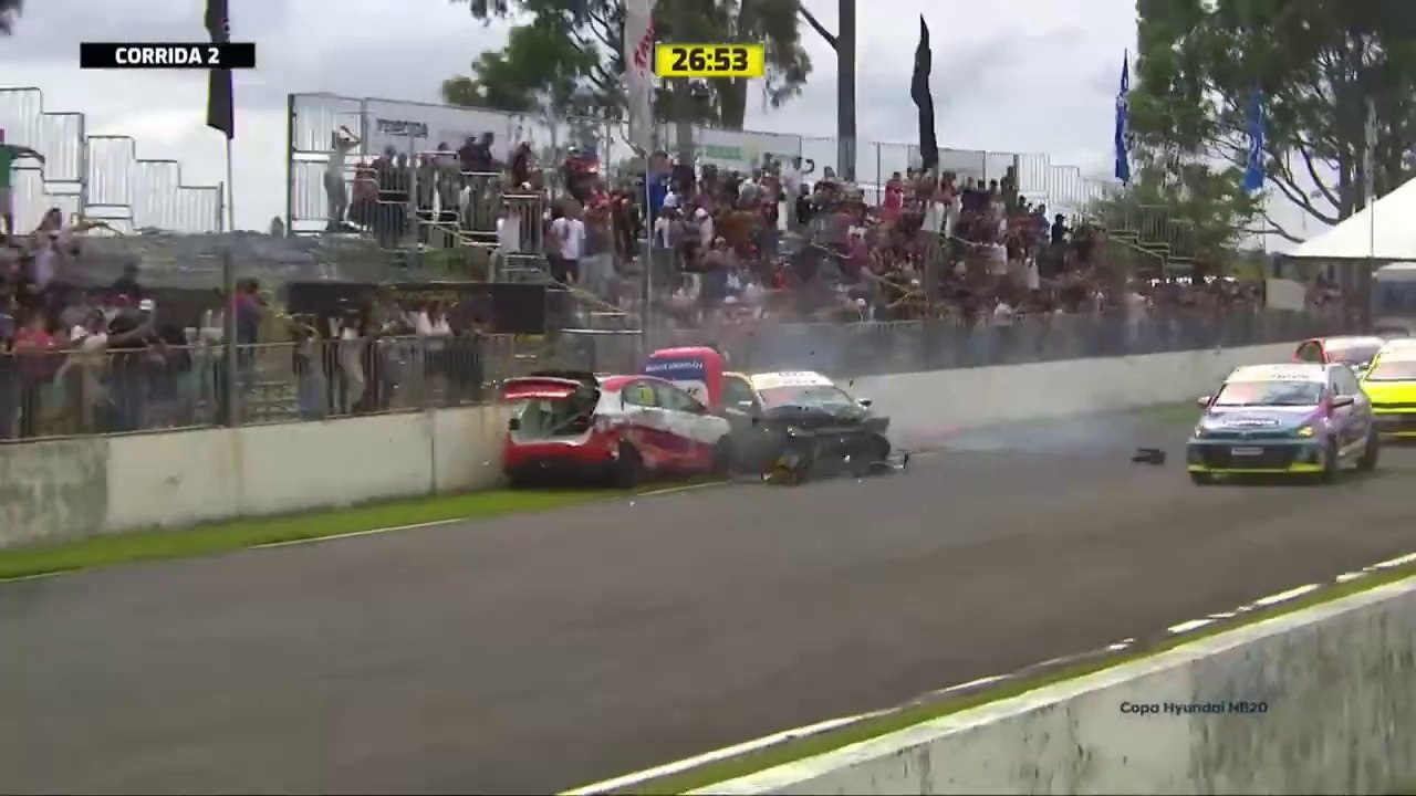 Copa Hyundai HB20 2025 Londrina Race 2 Start Big Crash