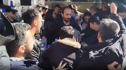 "Mülakat mağduru" öğretmenler gözaltına alındı