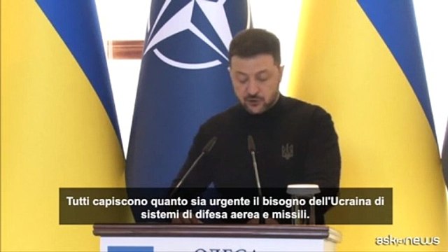 Zelensky alla NATO: l'Ucraina ha bisogno urgente di difese aeree