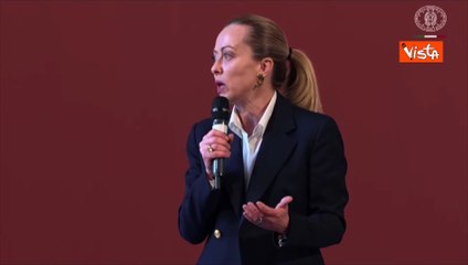 Meloni: Ho regalato la Nutella al Re d'Inghilterra, con il biglietto “per quando sarai giù di corda”