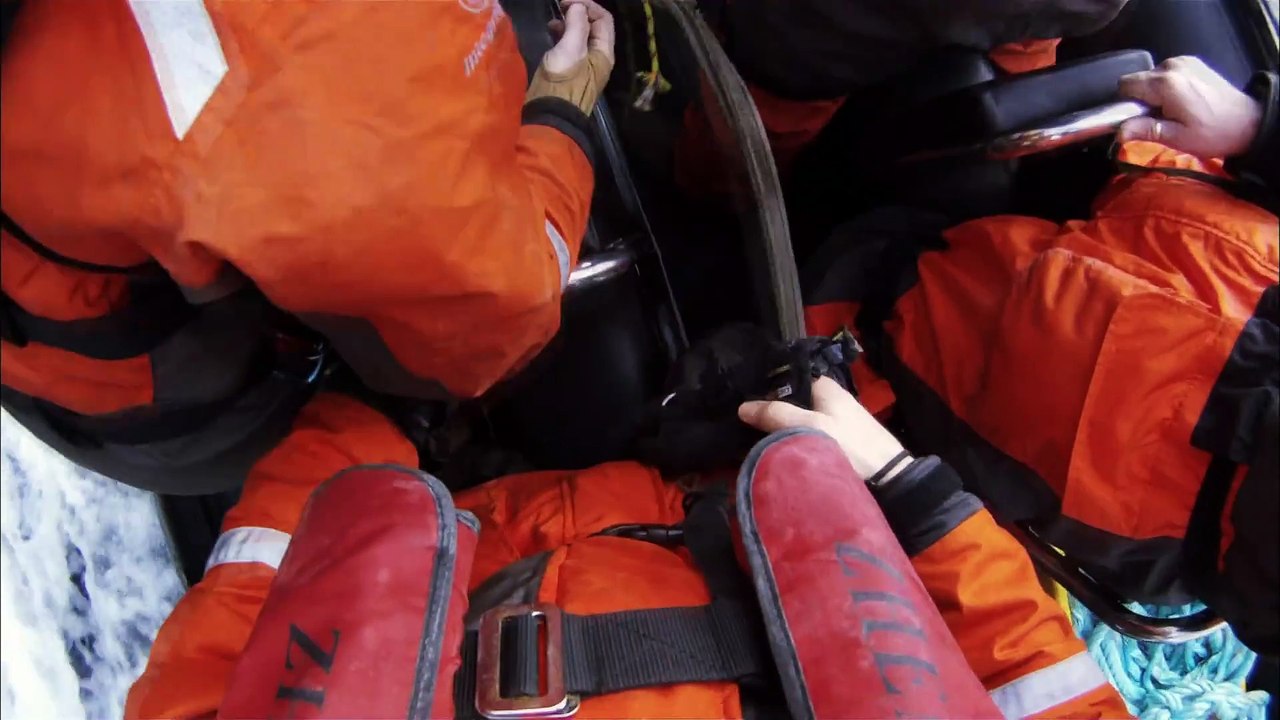 Whale Wars_S04E08_Der Feind im Rücken