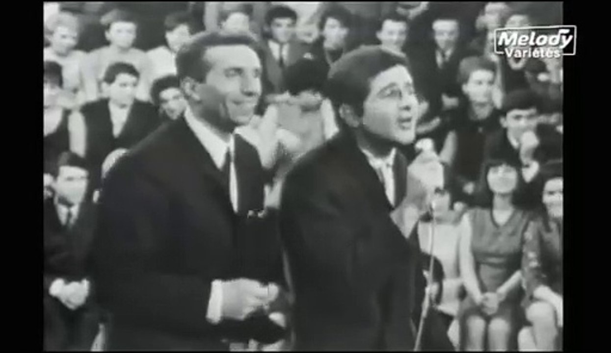 Johnny Hallyday & Les Lionceaux - "Johnny Reviens" (Tête de Bois et Tendres Années, 13 Janvier 1965)