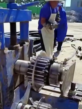 Unraveling copper: opening up thick wires for recycling