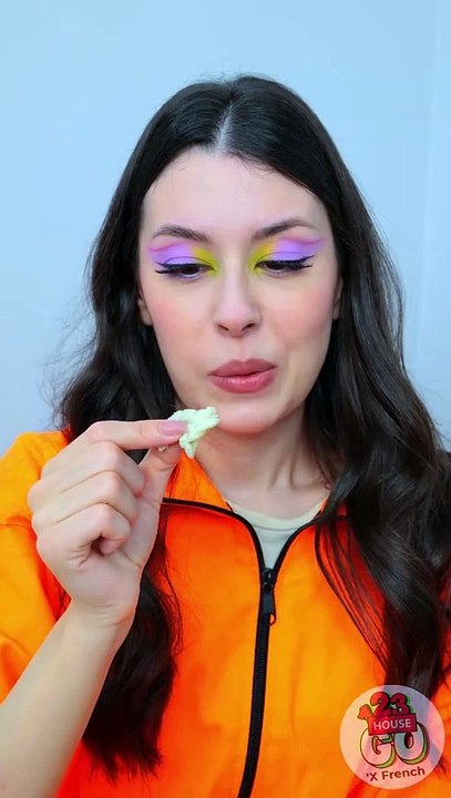 Farce du chewing-gum sur le flic ! 😂 #comédie #courts