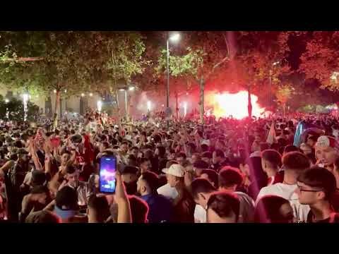 El sevillismo celebra en la Puerta de Jerez la séptima Europa League
