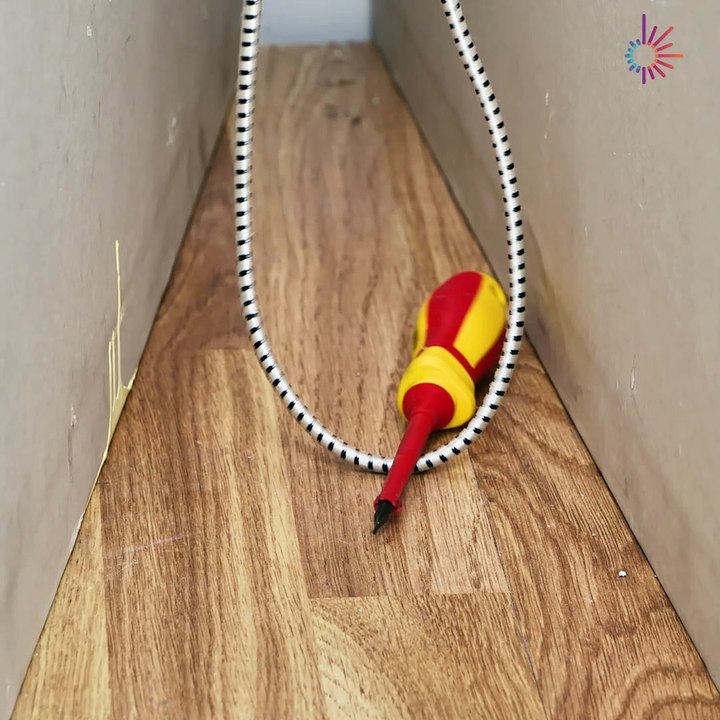 This tool-retrieving hack will surprise you💡
