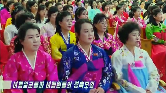 Ato comemorativo das funcionárias e membros da União das Mulheres