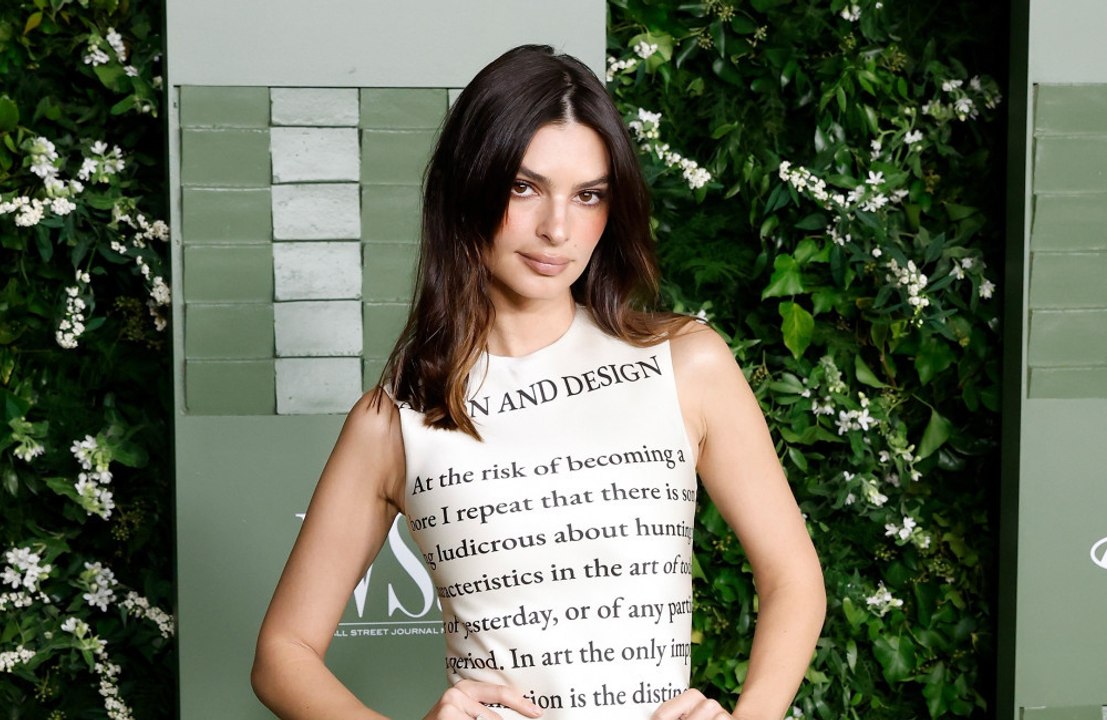 Emily Ratajkowski tacha el vuelo espacial de Blue Origin de 'más allá de la parodia'