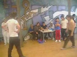 Liil teck vs alex