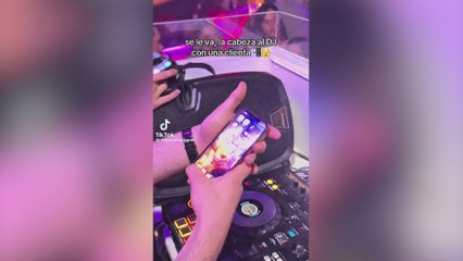 El 'vacile' viral de un Dj a una chica que le pedía una canción: de muy mal gusto